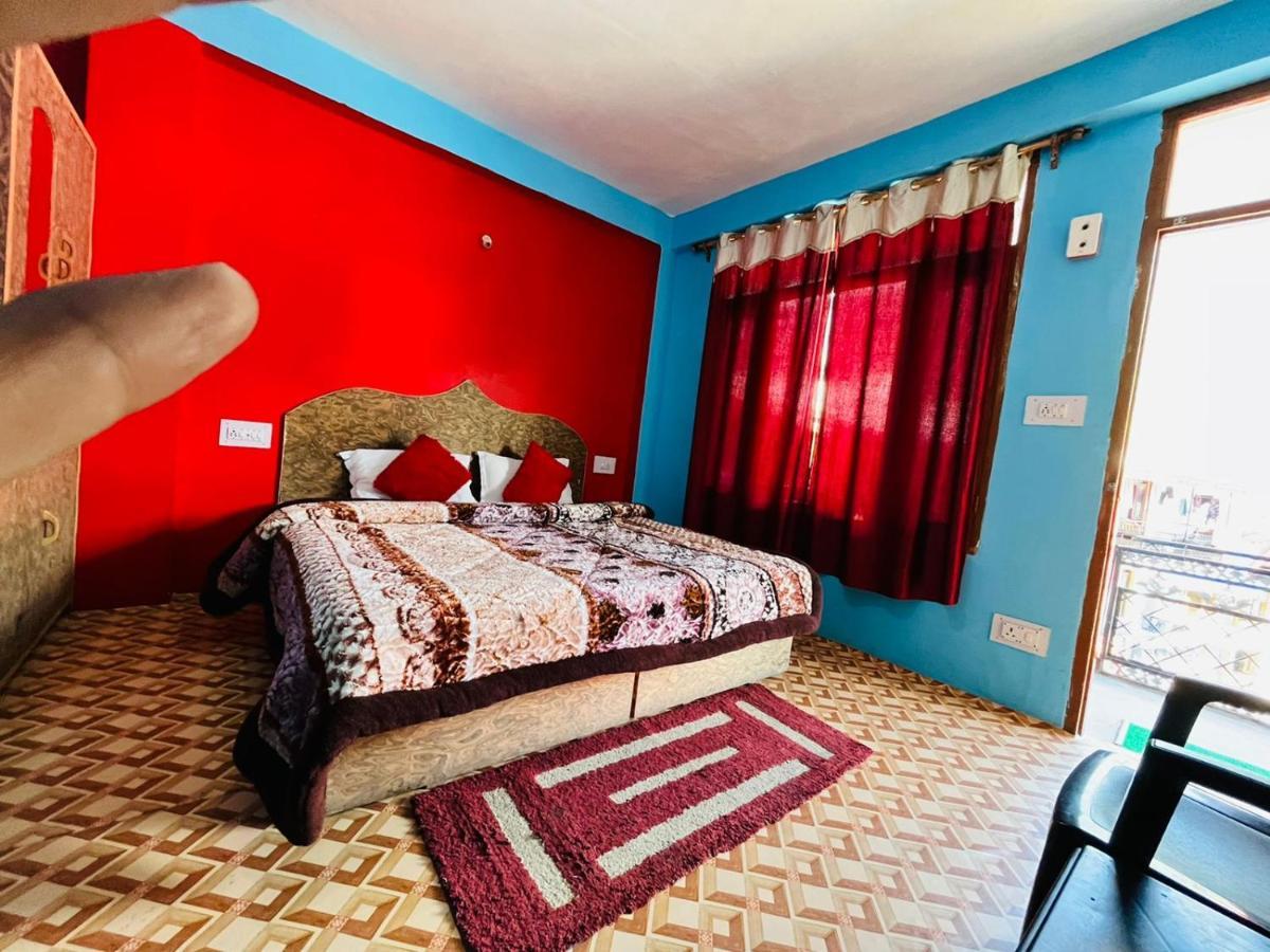 Non Stop Cafe Hostel & Stay Манали Экстерьер фото