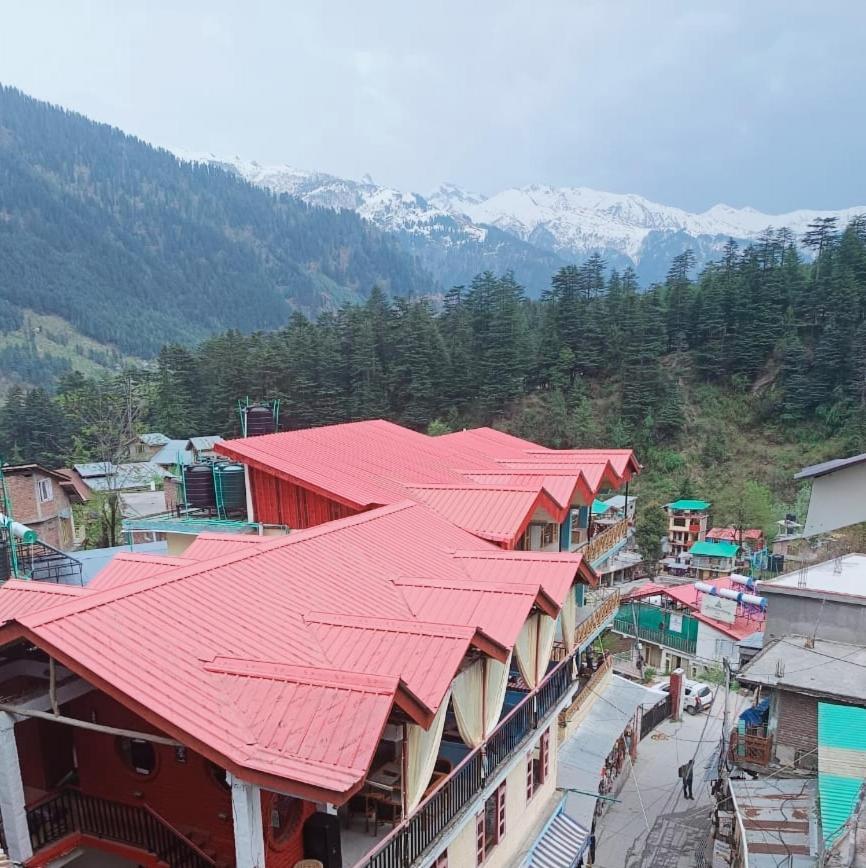Non Stop Cafe Hostel & Stay Манали Экстерьер фото